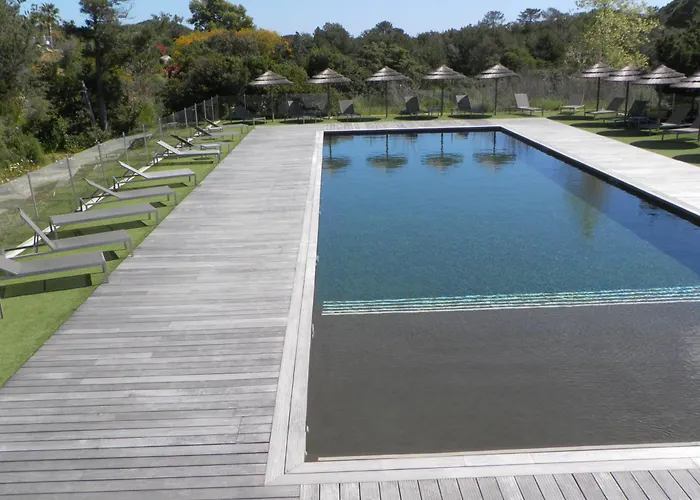 4 Pers Piscine Chauffee Acces A Pied A La Santa Giulia Apartment